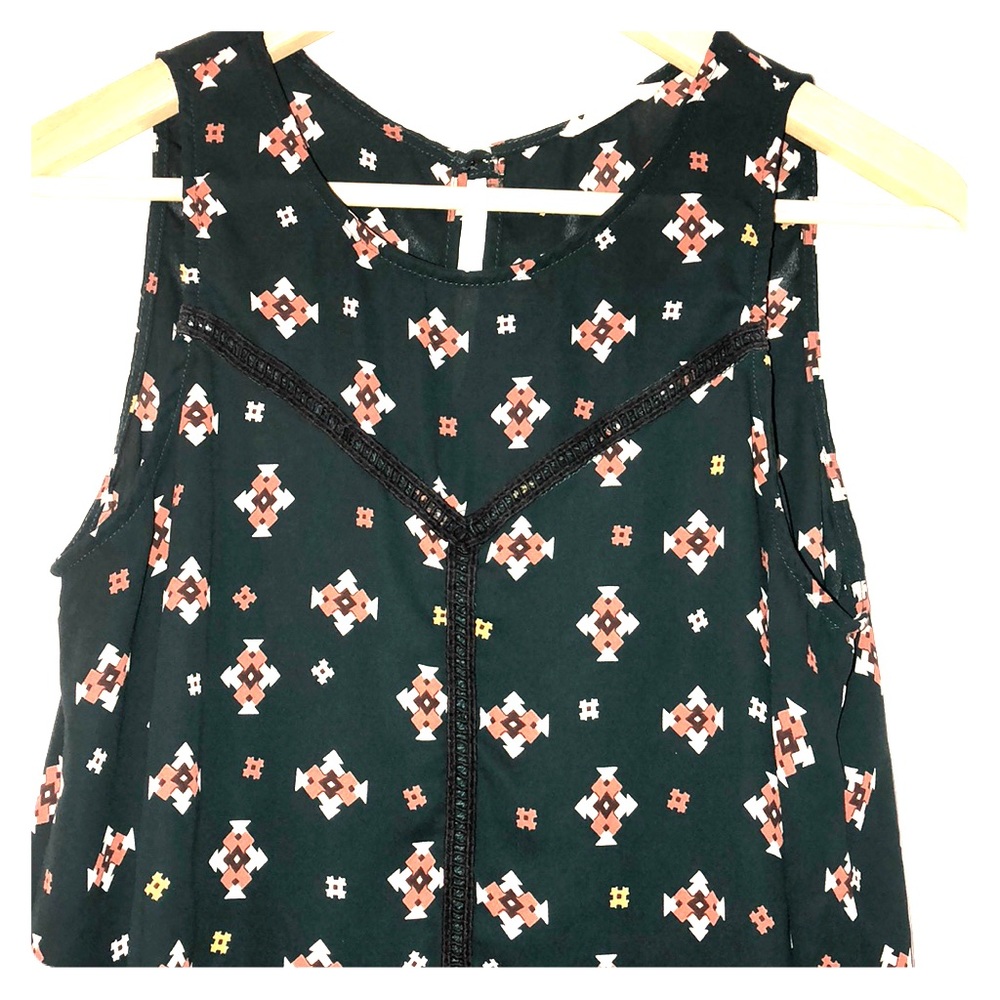 Lush Green Geometric Tank Top